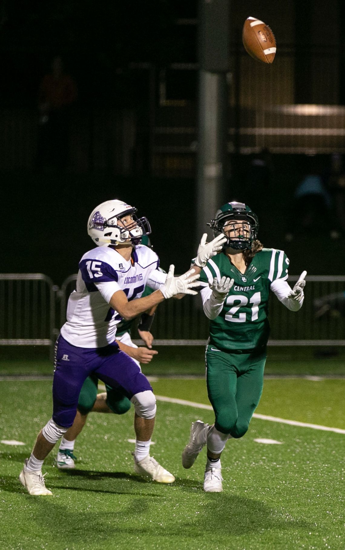 Laurel steamrolls Central